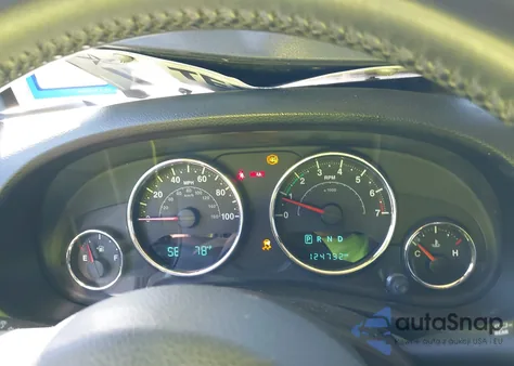 2015 Jeep Wrangler Unlimited Sahara z USA, uszkodzony, nr VIN 1C4BJWEG9FL530151